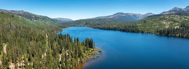 Lago Upper Payette cerca de McCall, Idaho