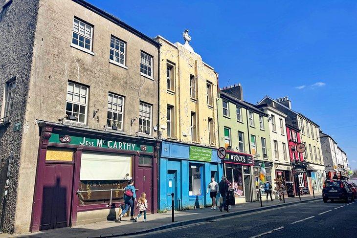 Boutiques colorées à Tralee