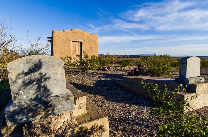 Cementerio familiar en Fort Leaton