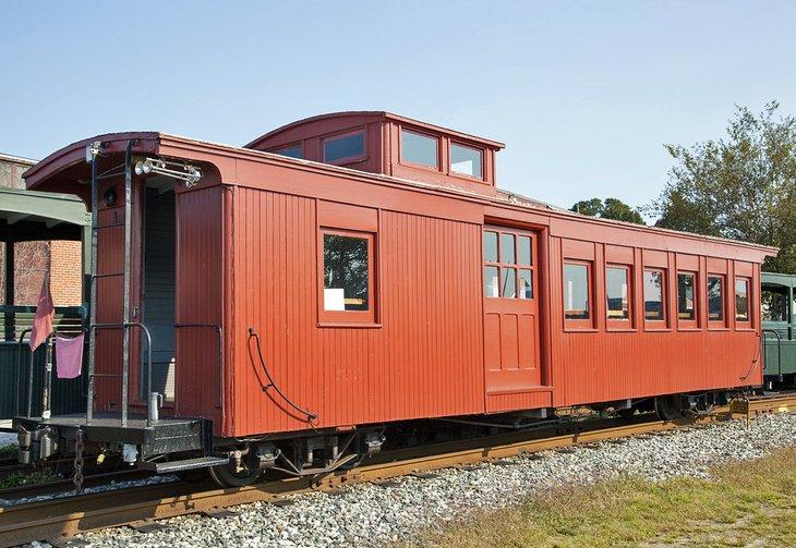 Wagon de train ancien au Maine Narrow Gauge Railroad Co and Museum