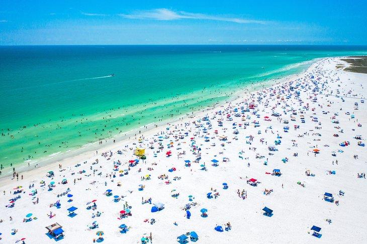 Siesta Key Beach en un día concurrido