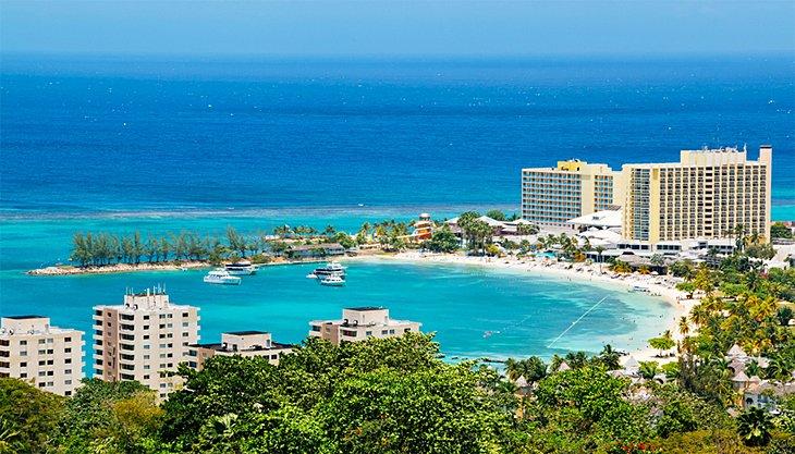 Playa Ocho Rios Bay