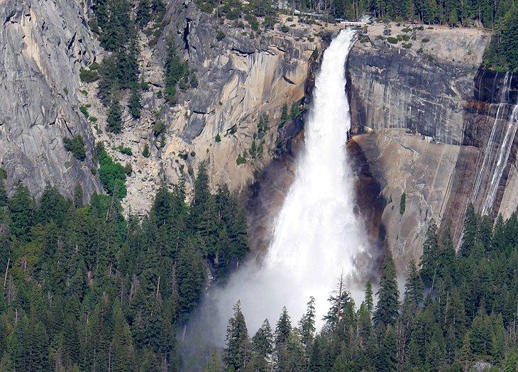 Vue de Nevada Fall
