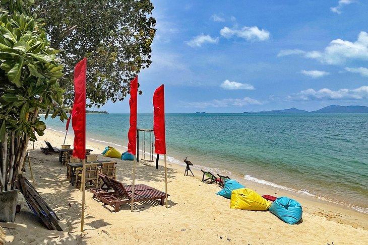 Plage de Maenam