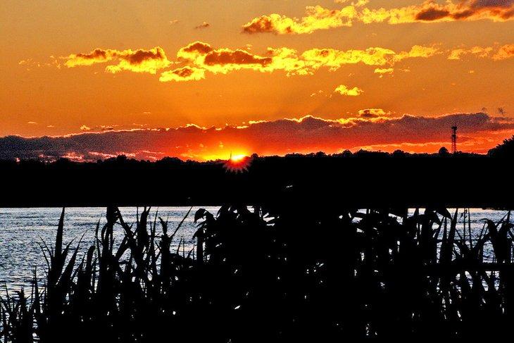 Atardecer en la playa de Harvey