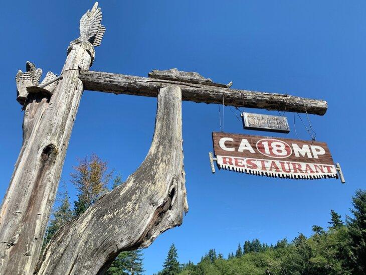 Panneau Camp 18