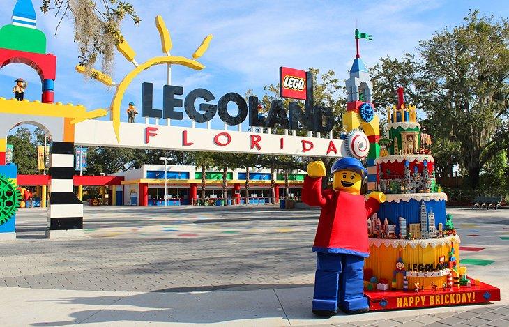 Legoland Florida | <a rel="nofollow noopener noreferrer" class="cc16_b" target="_blank" href="http://www.flickr.com/photos/sunnycentralflorida/"> VisitaCentralFL</a> / foto modificada