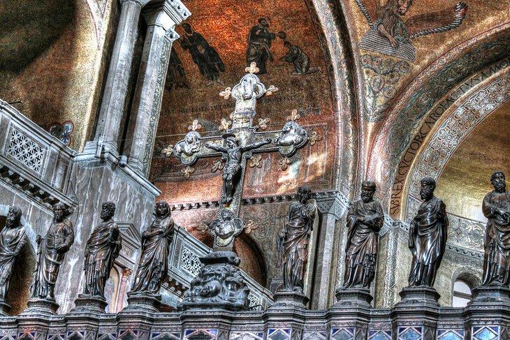 Pantalla de Rood en la Basílica de San Marcos