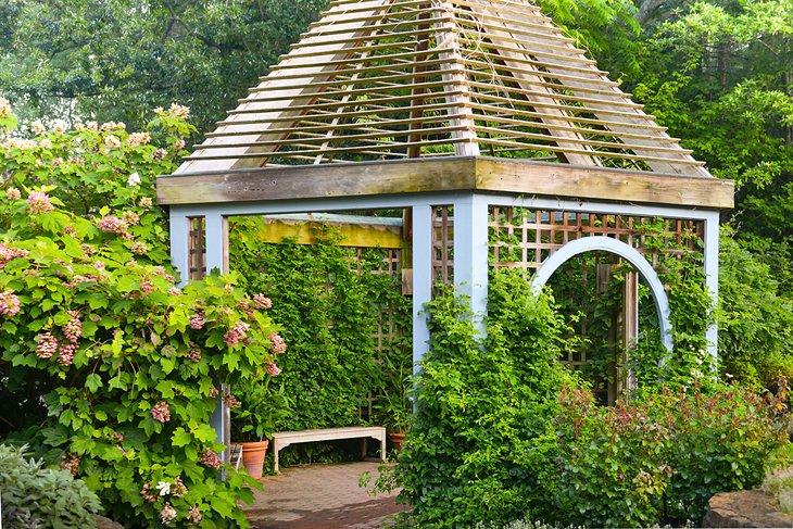 Un gazebo en Inniswood Metro Park