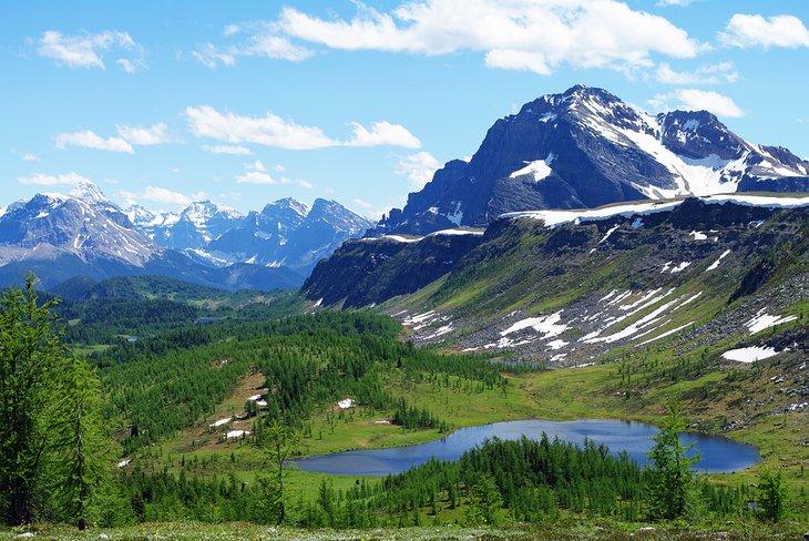 Sendero Healy Pass