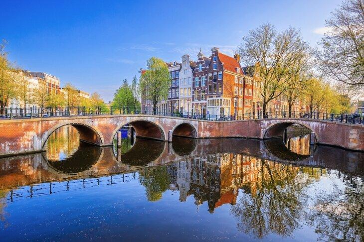 Canal à Amsterdam