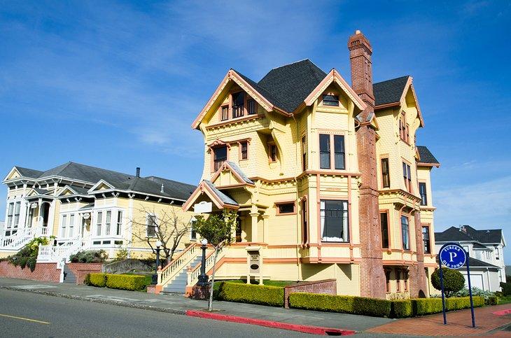 Casas victorianas históricas en Old Town Eureka