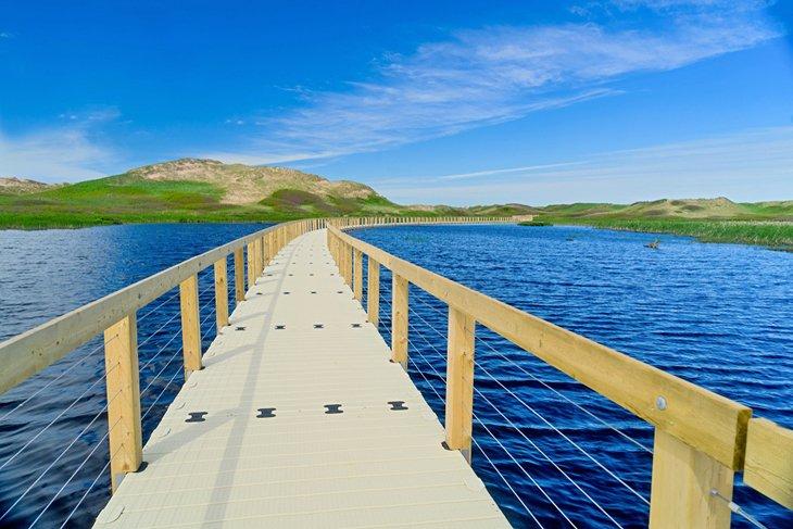 Pasarela flotante a través del Parque Nacional de la Isla del Príncipe Eduardo