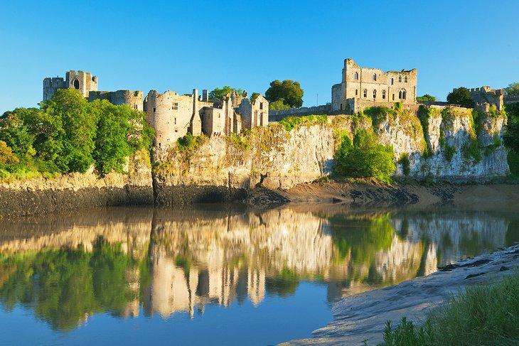 Castillo de Chepstow en el río Wye