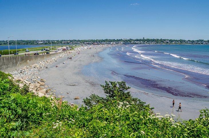 Vista de la Playa Easton desde Newport Cliff Walk