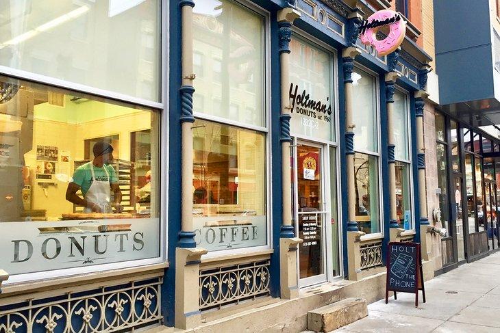 Holtman's Donuts en el Distrito Over-the-Rhine, Cincinnati