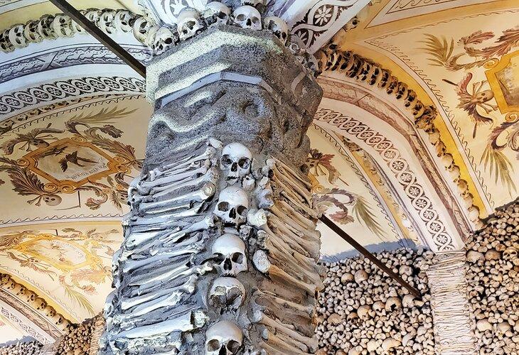 Capela dos Ossos