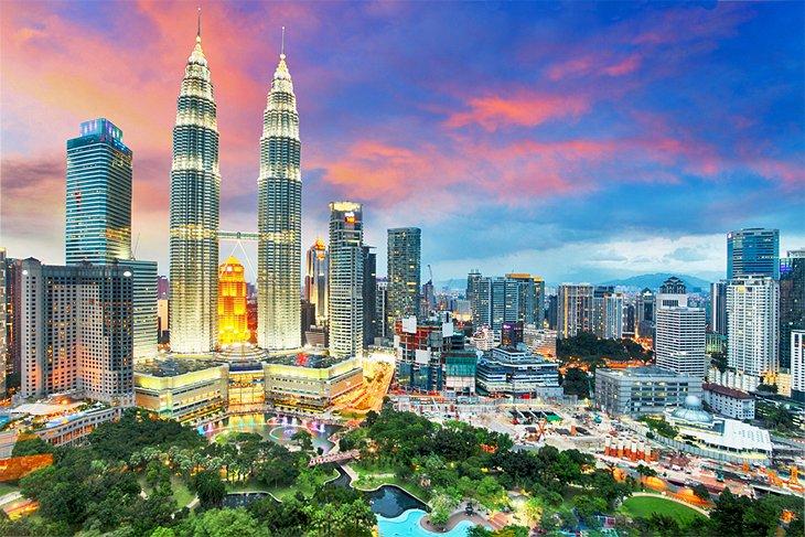 Petronas Zwillingstürme bei Sonnenuntergang