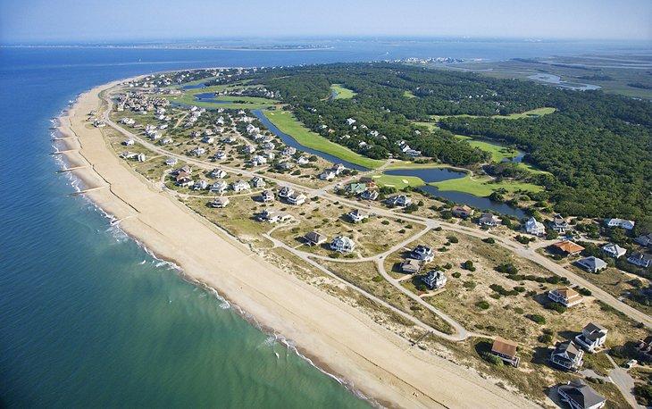 Vista aérea de la playa en Bald Head Island