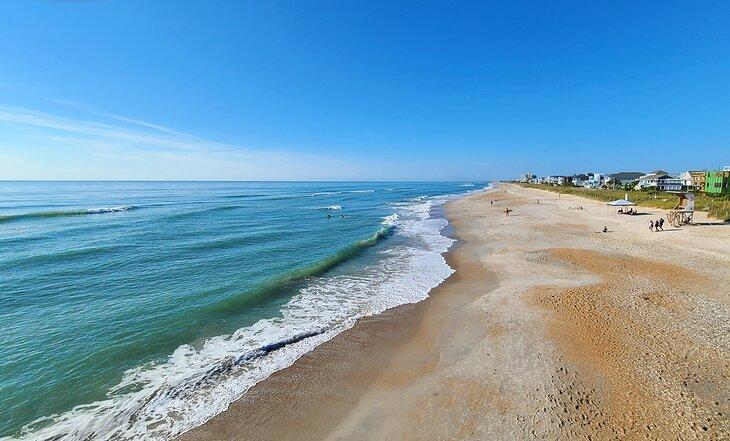 Vista de la playa de Wrightsville desde el muelle | Foto Copyright: Lana Law