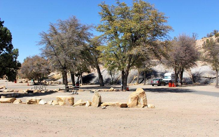 Camping Watson Lake