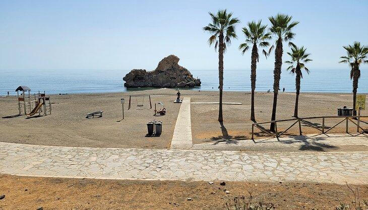 Playa Peñon del Cuervo y paseo