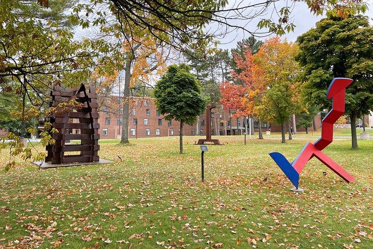 Musée d'Art DeVos | Photo Copyright: Meagan Drillinger