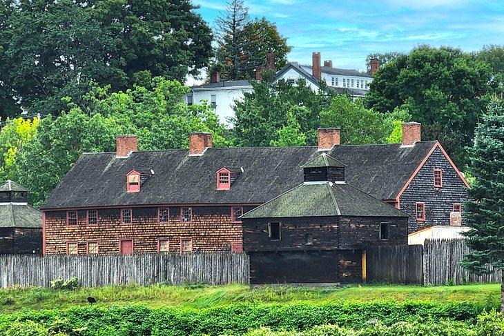 Vieux Fort Western