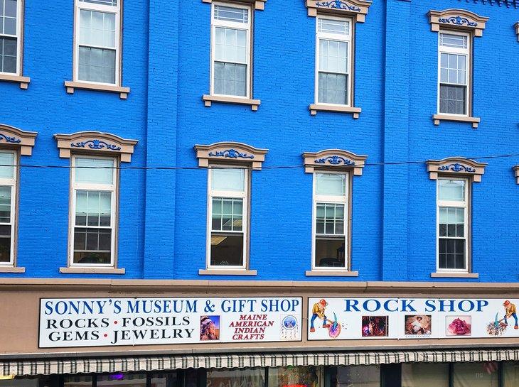 Musée de Sonny et le Magasin de Minéraux