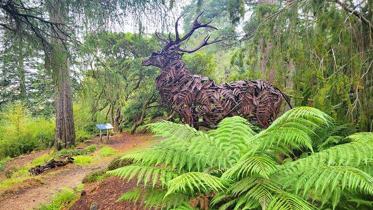 Escultura en los jardines del Castillo de Brodick