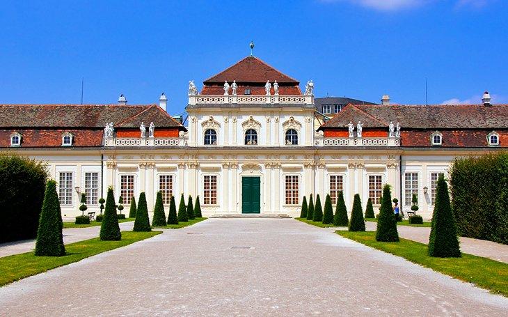 Aspectos Destacados del Palacio Inferior