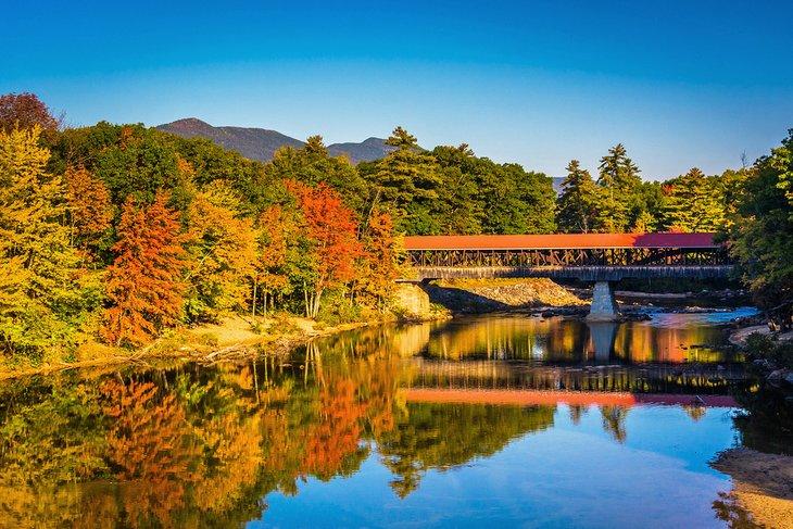 Puente Cubierto del Río Saco en Conway, Nueva Hampshire