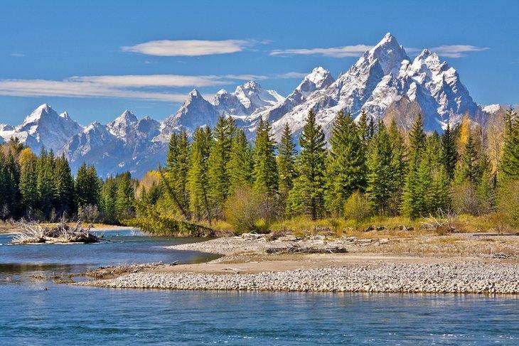 Ruisseau Pacific et les montagnes Teton