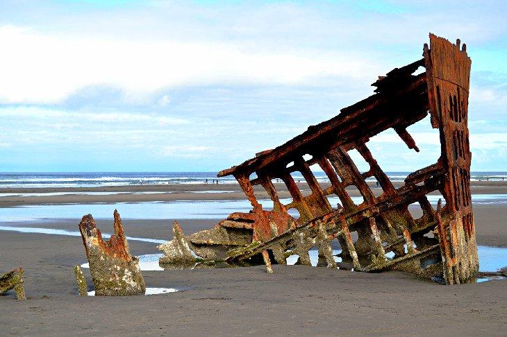 El naufragio de Peter Iredale en el Parque Estatal Fort Stevens
