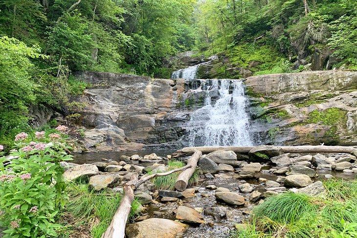 Parque Estatal Kent Falls