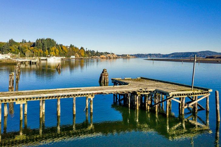 Viejo muelle en Coos Bay