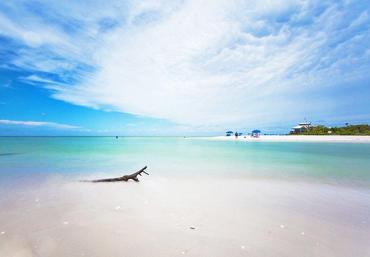 Playa en Clam Pass Park