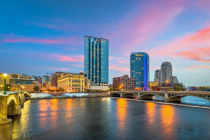 Atardecer en Grand Rapids