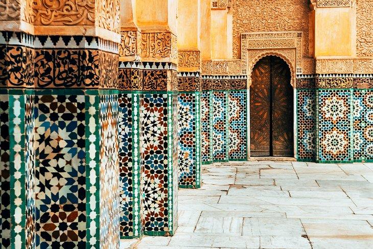 Ali Ben Youssef Medersa im Inneren der Marrakesch Medina