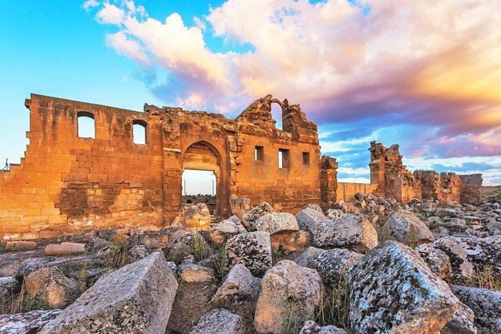 Ruinas de la primera universidad en Turquía