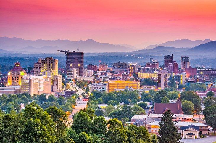 Asheville bei Dämmerung