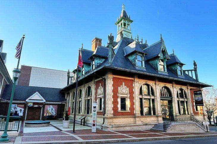 Customs House Museum & Cultural Center