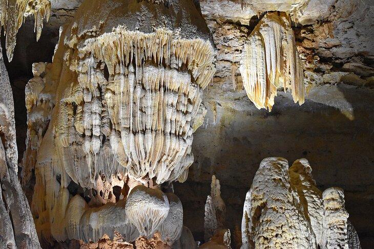 Cavernas de Puente Natural
