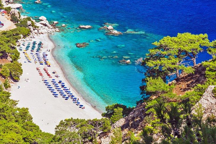 Playa Apella en la Isla de Kárpatos