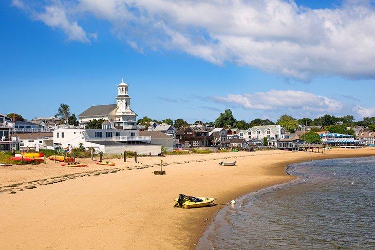Playa junto a MacMillan Pier