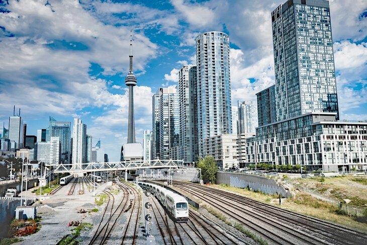 Trenes en Toronto