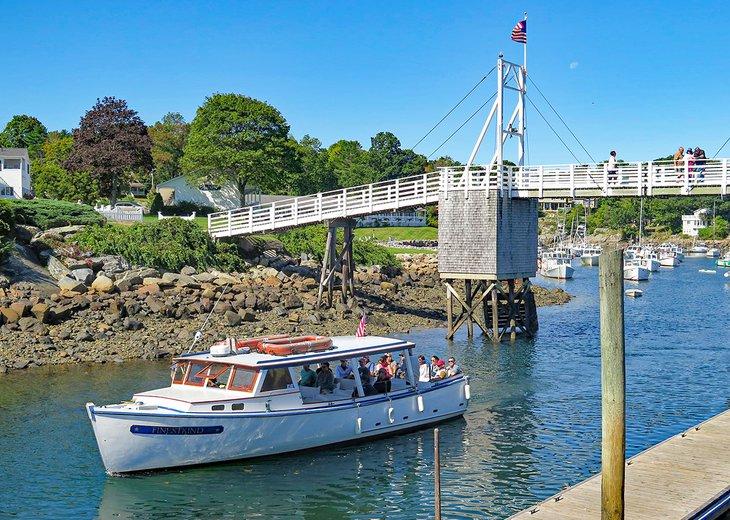 Kreuzfahrtschiff in Perkins Cove
