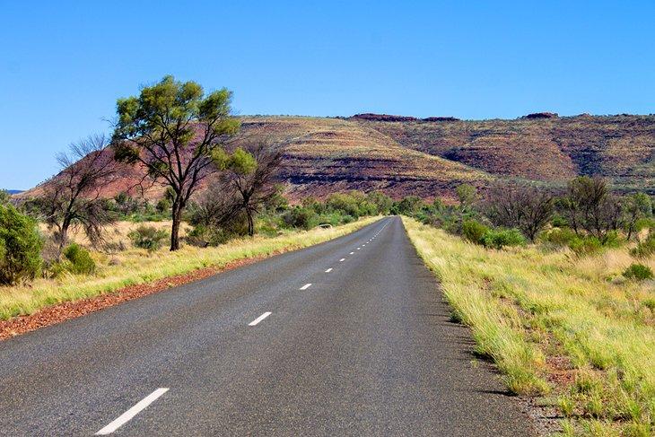 Zufahrtsstraße zum Watarrka Nationalpark