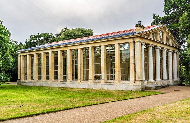 Das Nash Conservatory
