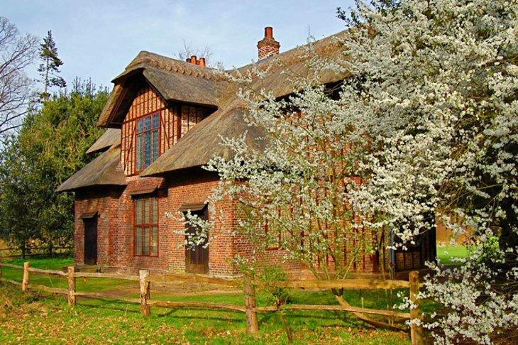 Queen Charlottes Cottage